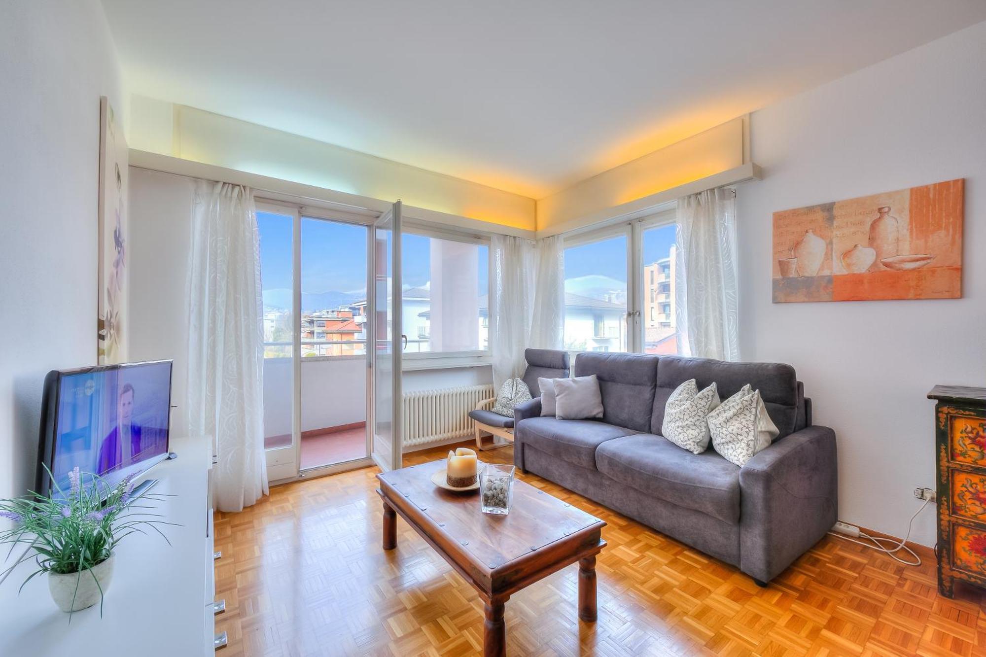 Kiki House - Happy Rentals Лугано Экстерьер фото