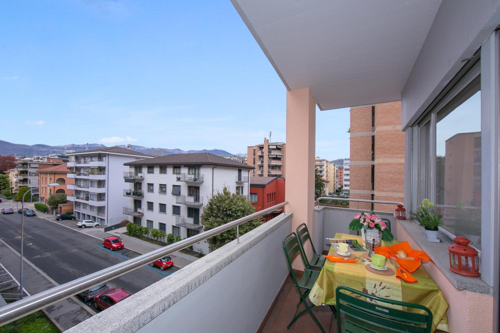 Kiki House - Happy Rentals Лугано Экстерьер фото